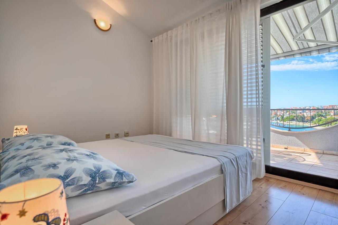 Apartmani Ticic Трогир Экстерьер фото
