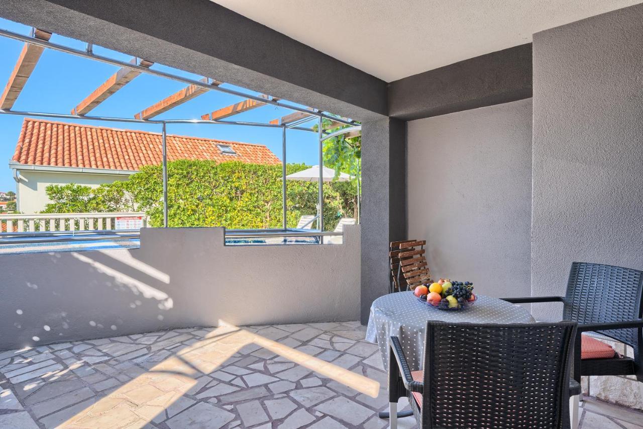 Apartmani Ticic Трогир Экстерьер фото
