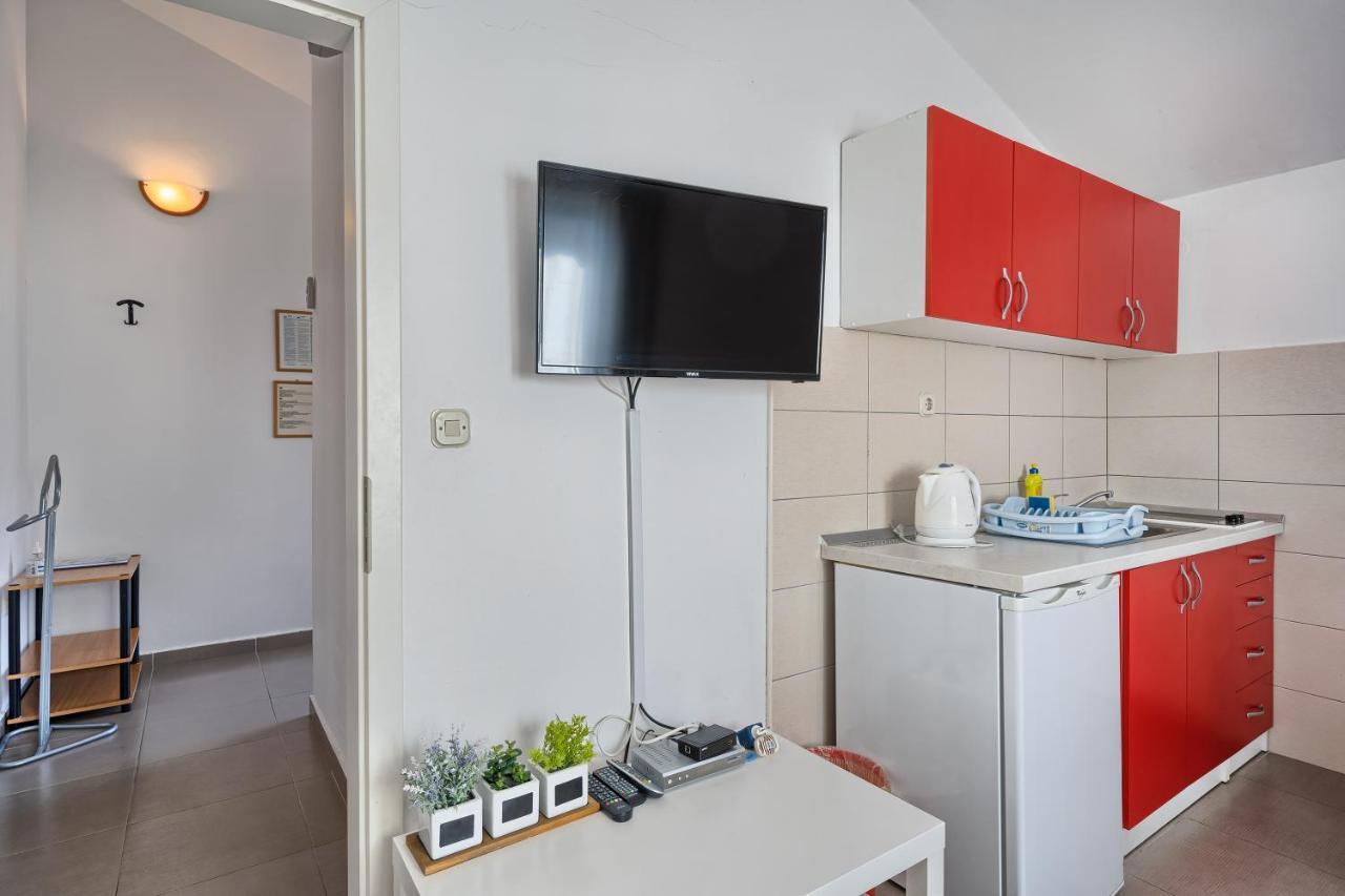 Apartmani Ticic Трогир Экстерьер фото